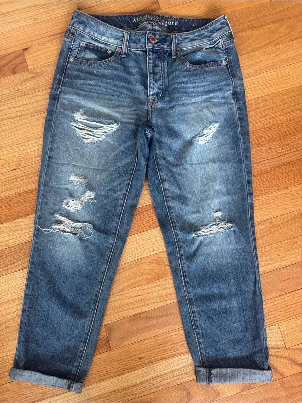 American Eagle Outfitters Medium Blue Distressed Boyfriend Cropped Jeans, 4